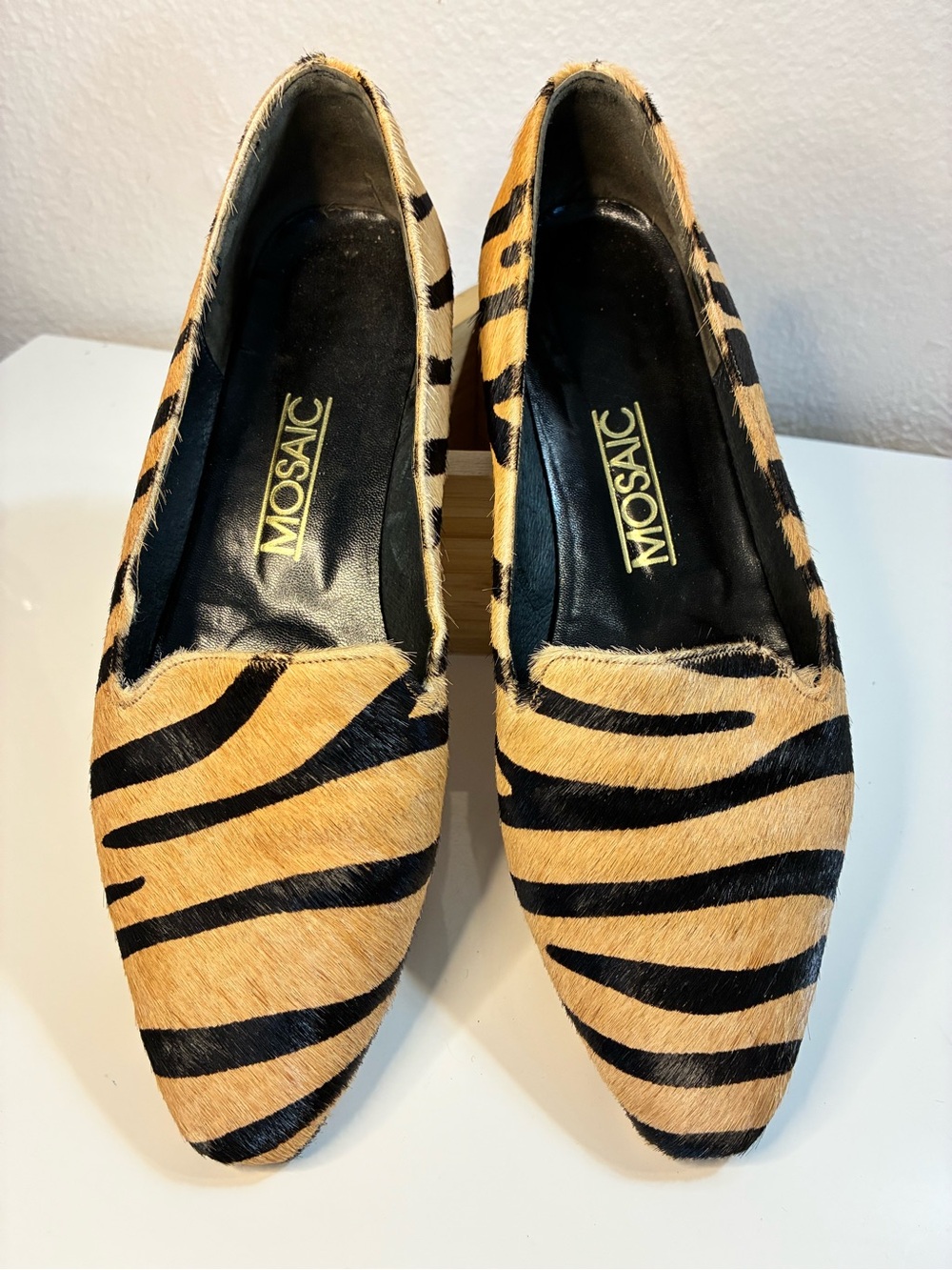 VTG Mosaic 9.5B Women's Zebra Print Pointed Toe Flats in Tan and Black 90s READ